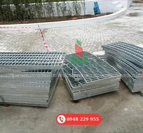 Sản phẩm grating thep ma kem.JPG — Công Ty TNHH Công Nghệ Kỹ Thuật Việt á — MST 0107801330
