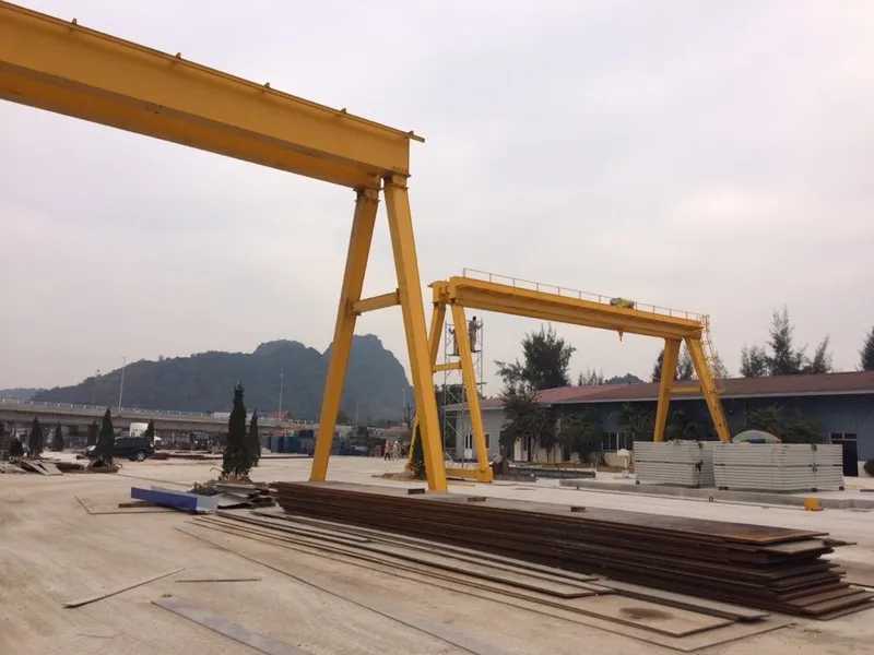 Sản phẩm cong truc dam doi 10 tan xay lap hai long hai phong — Công Ty CP Thiết Bị Nâng Hạ Và Xây Lắp Công Nghiệp Hà Nội — MST 0107806000