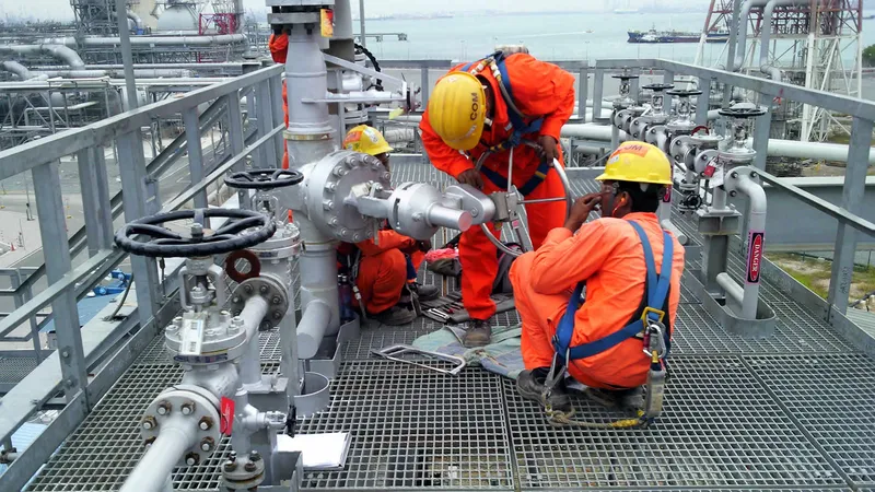 Sản phẩm valve interlocks installation by site service engineers 1721699110 — Van Công Nghiệp 3S - Công Ty TNHH Thương Mại Quốc Tế 3S Việt Nam — MST 0107807565