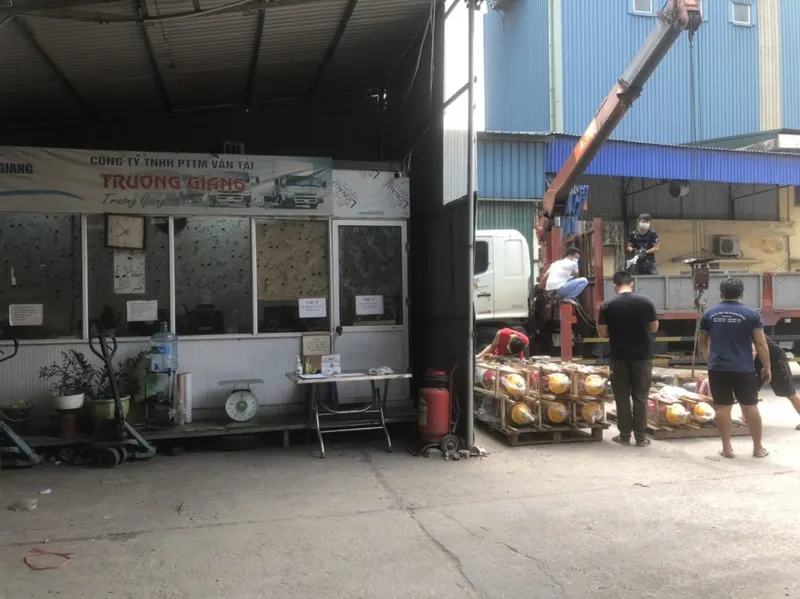 Sản phẩm z2944967304112_d9e43076f92b923c4cd5103fdcecbf81 1024x767 — Công Ty TNHH Phát Triển Thương Mại Vận Tải Trường Giang — MST 0107850955