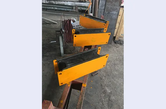 Sản phẩm tam5 — Cao Su Kỹ Thuật Việt Nhật - Công Ty Cổ Phần Cao Su Kỹ Thuật Và Cơ Khí Khuôn Mẫu
Việt Nhật — MST 0107883340