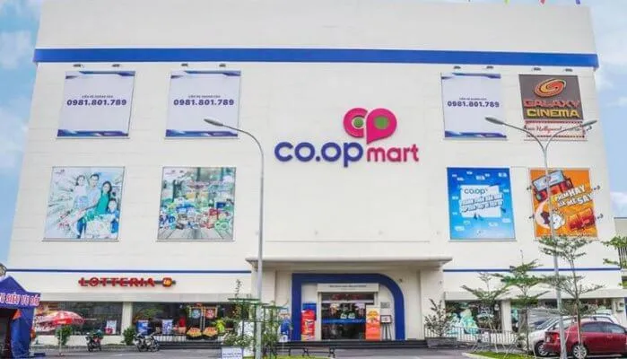 Sản phẩm tham khung nhom cao cap hhs tai sieu thi Co.opmart 699x400 — Công Ty Cổ Phần Đầu Tư Và Thương Mại HHS Việt Nam — MST 0107899887