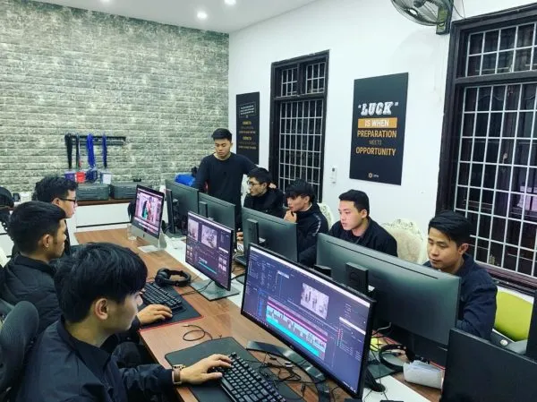 Sản phẩm 47692852_1220449941441398_5100866613864109591_n e1594907494988 — Quay phim EVENTUS - Công Ty TNHH EVENTUS Việt Nam — MST 0107929531