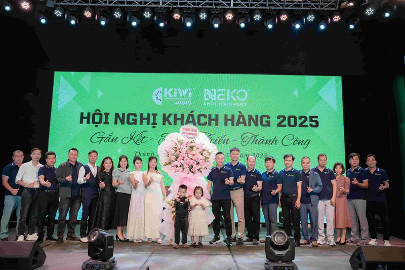 Sản phẩm z7217885358124_08ac06887b0ff7bcd1c319fe02e21158 — Công Ty CP Công Nghệ KIWI Việt Nam — MST 0107940743
