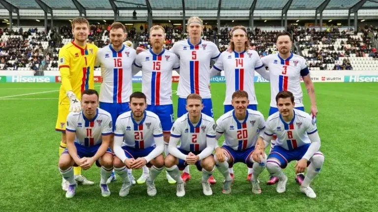Sản phẩm doi tuyen faroe doi hinh thi dau doi tuyen faroe 0 768x431 — Cỏ Nhân Tạo GREEN SPORTS - Công Ty Cổ Phần GREEN SPORTS — MST 0107988382