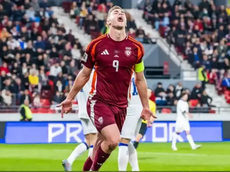 Sản phẩm doi tuyen latvia cau thu doi tuyen latvia tap luyen 2 768x576 — Cỏ Nhân Tạo GREEN SPORTS - Công Ty Cổ Phần GREEN SPORTS — MST 0107988382