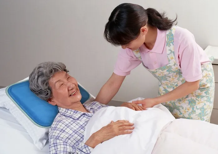 Sản phẩm cham nguoi benh — Công Ty TNHH Giúp Việc Hồng Doan — MST 0108026003