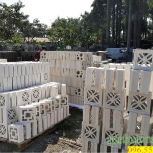 Sản phẩm gach thong gio trang tri.jpg — Công Ty TNHH Phát Triển Thương Mại Và Dịch Vụ Lâm Tùng — MST 0108078386