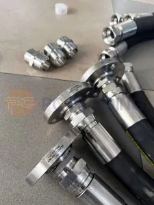 Sản phẩm Ong Alfagomma 1 lop bam 1 dau PT va 1 dau mat bich inox 316 225x300 — Thiết Bị Thủy Lực Phú Cường Holding - Công Ty Cổ Phần Phú Cường Holding — MST 0108101229
