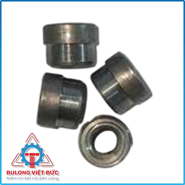 Sản phẩm oc vit, bulong13 — Công Ty TNHH Sản Xuất Và Thương Mại Bulong Việt Đức — MST 0108151244