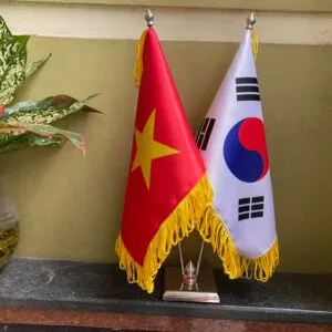 Sản phẩm 131269354_3490094857751608_3506995636041516156_n 300x300 — Xưởng May Cờ Hoàng Gia - Công Ty CP Đầu Tư Toàn Cầu Hoàng Gia — MST 0108170737