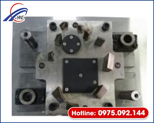 Sản phẩm khuon dap 3 — Khuôn Mẫu HNC - Công Ty TNHH Cơ Khí Chính Xác Hà Nội CNC — MST 0108180485
