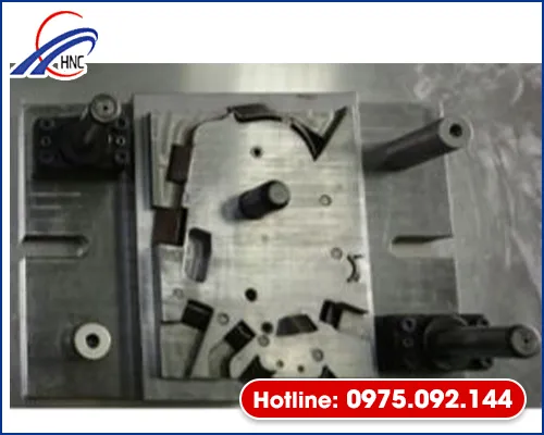 Sản phẩm khuon dap 2 — Khuôn Mẫu HNC - Công Ty TNHH Cơ Khí Chính Xác Hà Nội CNC — MST 0108180485