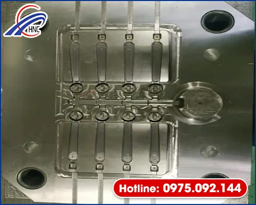 Sản phẩm khuon nhom 4 — Khuôn Mẫu HNC - Công Ty TNHH Cơ Khí Chính Xác Hà Nội CNC — MST 0108180485