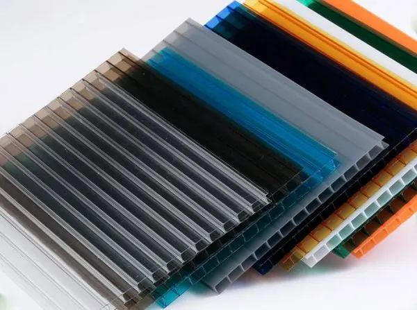 Sản phẩm POLYCARBONATE RONG 13 600x447 1 — Tấm Lợp Lấy Sáng Việt Nam - Công Ty TNHH Tấm Lợp Lấy Sáng Việt Nam — MST 0108182517