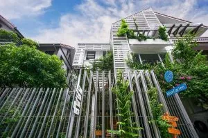 Sản phẩm biet thu tu tam van go 300x200 — Tấm Lợp Lấy Sáng Việt Nam - Công Ty TNHH Tấm Lợp Lấy Sáng Việt Nam — MST 0108182517