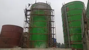 Sản phẩm phun cat lam sach silo 300x169 — Công Ty CP Thiết Bị Kỹ Thuật Công Nghiệp TNT — MST 0108313745