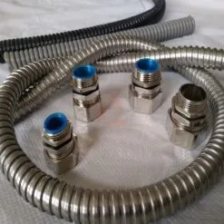 Sản phẩm ong ruot ga loi thep khong boc 2 247x247 — Ống Công Nghiệp AZK - Công Ty TNHH Vật Tư Công Nghiệp AZK — MST 0108326688
