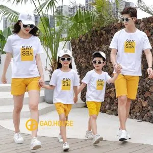Sản phẩm a group of people wearing matching t shirts and sh 1 300x300 — Công Ty TNHH Đầu Tư Thương Mại An Nhiên — MST 0108357439