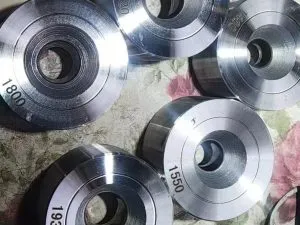 Sản phẩm khuon da tinh the 300x225 — Máy Sản Xuất Thép TMH - Công Ty TNHH Thương Mại Thiết Bị Công Nghệ TMH Việt Nam — MST 0108358640