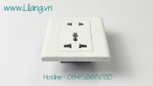 Sản phẩm o cam dien mat vuong 5 chau Bull G06Z225 300x169 — Công Ty TNHH Thương Mại Và Xây Lắp Công Nghiệp Đạt Dũng — MST 0108359034