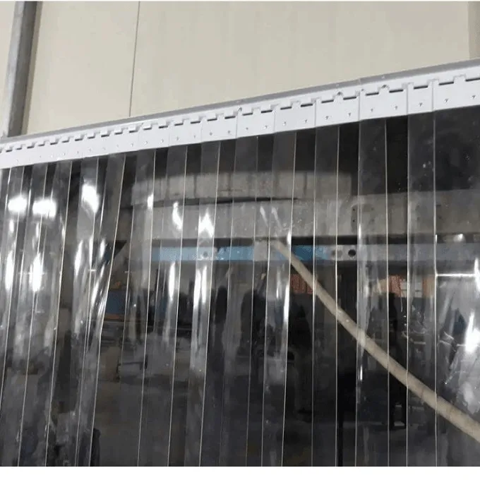 Sản phẩm rem pvc cach nhiet ngan dh 5 — Công Ty Sản Xuất TM & DV Hoàng Lâm — MST 0108438409