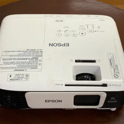 Sản phẩm gen h May chieu Epson U41 400x400 — Công Ty Cổ Phần Công Nghệ Apolo Việt Nam — MST 0108467657