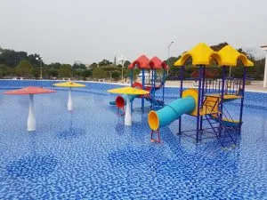 Sản phẩm nam phun nuoc va cau truot be boi 300x225 — Công Ty Cổ Phần Đầu Tư Xây Dựng Và Công Nghệ Đồng Thịnh — MST 0108469534