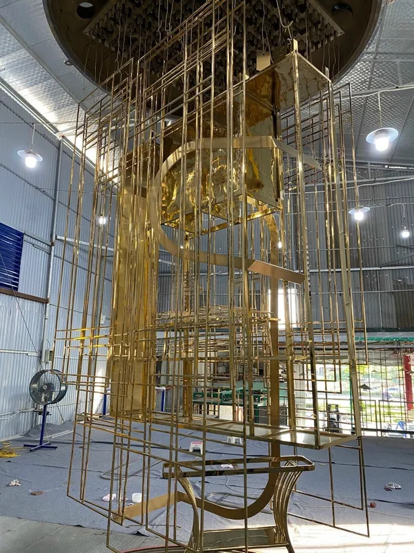 Sản phẩm Gia treo quan ao ma vang pvd 8 — Công Ty TNHH Palia Việt Nam — MST 0108472255