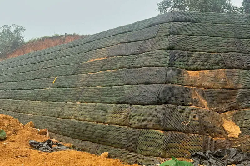 Sản phẩm xay dung he thong ke thanh pho lao cai 900x600px 896x597 — Công Ty TNHH Lưới Địa Kỹ Thuật Đông Sơn — MST 0108474654
