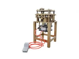 Sản phẩm dmmaydotdap 300x225 — Máy Chế Biến Gỗ Quý Phương - Công Ty TNHH Sản Xuất Và Thương Mại Xuất Nhập Khẩu
Quý Phương — MST 0108474816