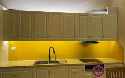 Sản phẩm Kinh op bep mau vang nghe 416x260 — Công Ty TNHH TM DV Và Xây Lắp Dương Gia Glass — MST 0108495277