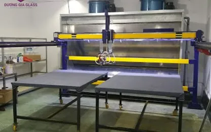 Sản phẩm may phun son kinh tu dong 6 416x260 — Công Ty TNHH TM DV Và Xây Lắp Dương Gia Glass — MST 0108495277