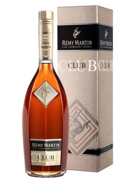 Sản phẩm ruou remy martin club compress — Công Ty TNHH Thương Mại Và Dịch Vụ Tổng Hợp Đức Anh — MST 0108516921