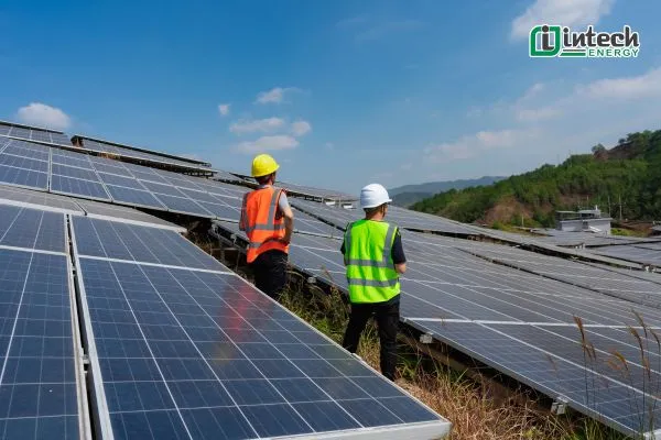 Sản phẩm Cac loai he thong nang luong mat troi — Công Ty Cổ Phần Phát Triển Năng Lượng Xanh Intech Việt Nam — MST 0108519753