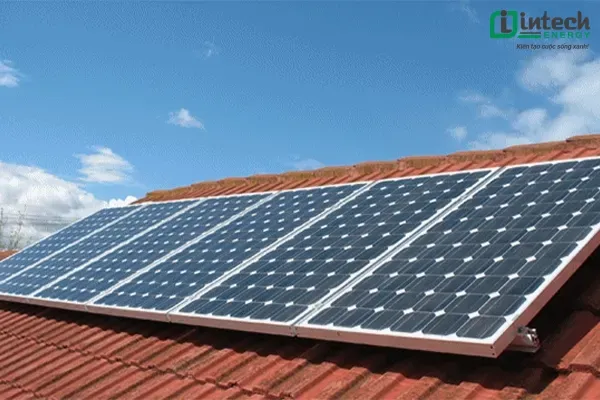 Sản phẩm tam pin nang luong mat troi 1000w — Công Ty Cổ Phần Phát Triển Năng Lượng Xanh Intech Việt Nam — MST 0108519753
