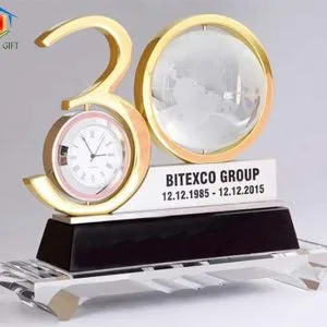 Sản phẩm bo so ky niem pha le 30 nam 300x300 — Quà Tặng Thủ Đô - Công Ty TNHH Sản Xuất Và Thương Mại QT Thủ Đô — MST 0108545802