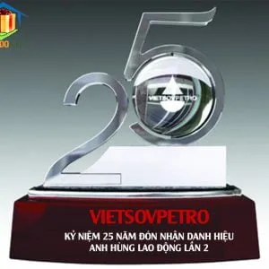 Sản phẩm bo so pha le de ban 25 nam 300x300 — Quà Tặng Thủ Đô - Công Ty TNHH Sản Xuất Và Thương Mại QT Thủ Đô — MST 0108545802