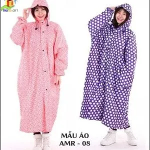 Sản phẩm Áo mưa măng tô vải dù 2 300x300 — Quà Tặng Thủ Đô - Công Ty TNHH Sản Xuất Và Thương Mại QT Thủ Đô — MST 0108545802