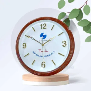 Sản phẩm dong ho treo tuong DHC20 300x300 — Quà Tặng Thủ Đô - Công Ty TNHH Sản Xuất Và Thương Mại QT Thủ Đô — MST 0108545802
