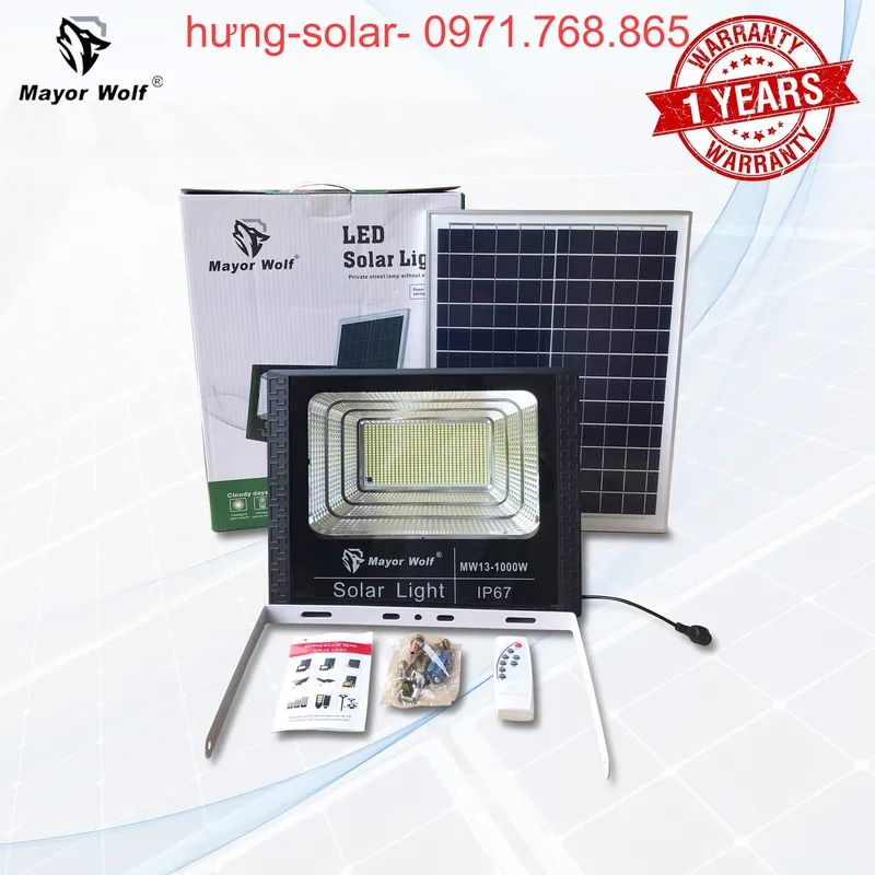 Sản phẩm 1000W _Đèn_pha_năng_lượng_mặt_trời_Mayorwolf_(1) — Camera HaHu - Công Ty TNHH HaHu Việt Nam — MST 0108618313