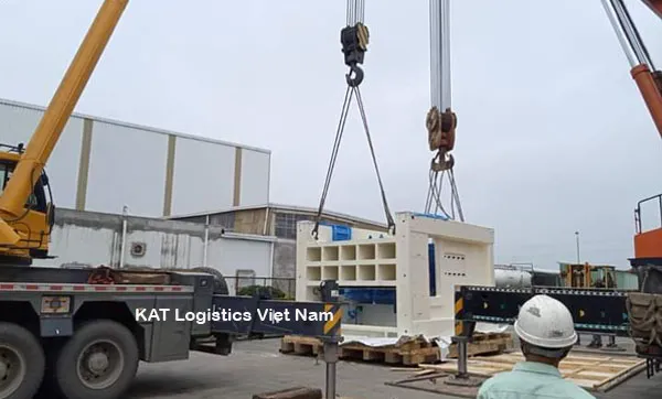 Sản phẩm van chuyen may moc — Vận Chuyển Máy KAT Logistics - Công Ty TNHH Thương Mại Sản Xuất Và Dịch Vụ KAT — MST 0108635358