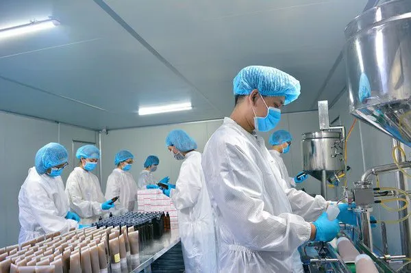 Sản phẩm gia cong kem tay long 5 — Công Ty Cổ Phần Dược Mỹ Phẩm Butter - C — MST 0108681386