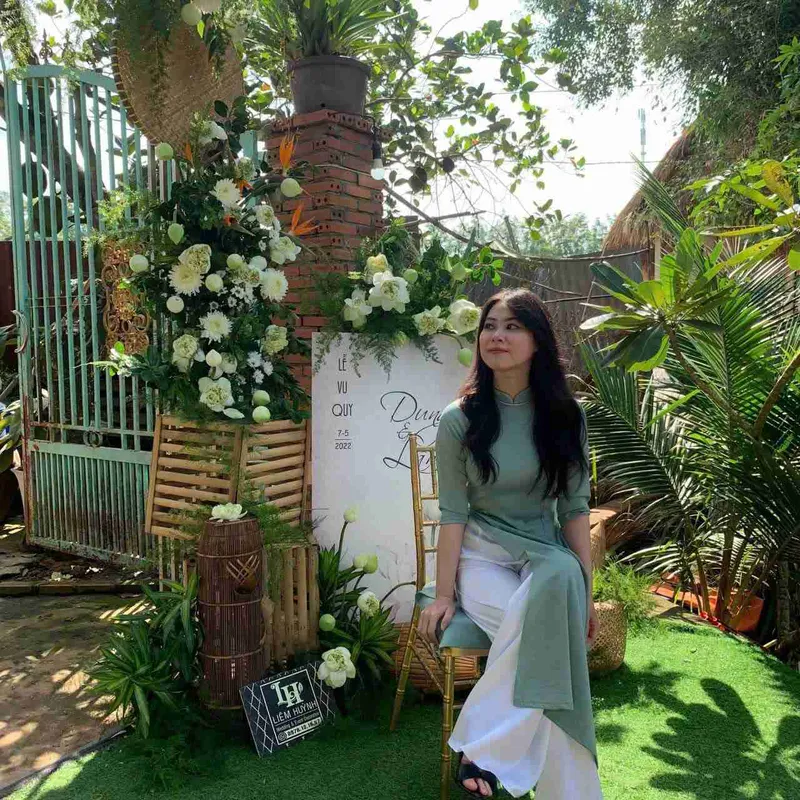 Sản phẩm co gai ao dai tai le vu quy ngoai troi — Công Ty TNHH Sản Xuất Và Thương Mại Nguyên Phong — MST 0108837932