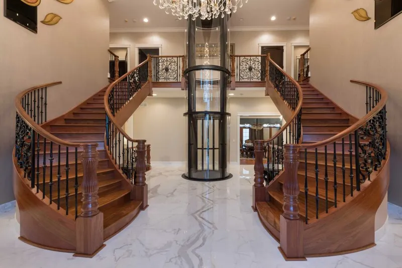 Sản phẩm gallery savaria vuelift round Spectacular in Chicago mansion foyer img seven 1024x683 — Công Ty CP Thang Máy Và Thiết Bị Lam Sơn — MST 0108867260