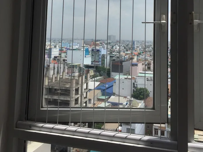 Sản phẩm luoi an toan cua so chung cu valeo 318 trinh dinh trong quan tan phu — Công Ty Cổ Phần Đầu Tư Và Phát Triển Nội Thất Hòa Phát — MST 0108880053