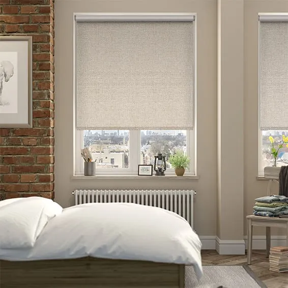 Sản phẩm rem cuon uc c572 — Công Ty TNHH Thương Mại Dịch Vụ Brilliant Home Designs Việt Nam — MST 0108896409