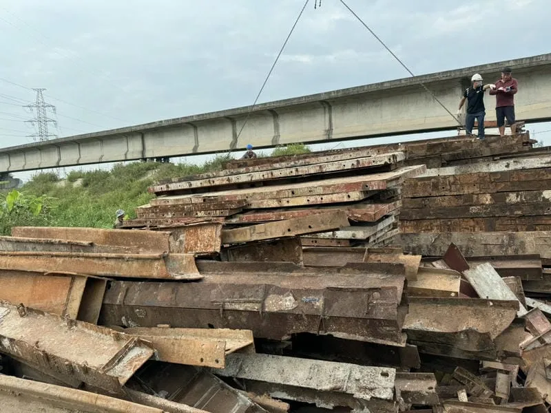Sản phẩm z5490521059557_d4a13d1a93074641c32149634fab9ca2 — Công Ty TNHH Môi Trường Sơn Nam — MST 0108898974