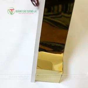 Sản phẩm chu quang cao mat inox guong 300x300 — Quảng Cáo Tương Lai - Công Ty TNHH Đầu Tư Thương Mại Và Dịch Vụ Quảng Cáo Tương
Lai — MST 0108919078