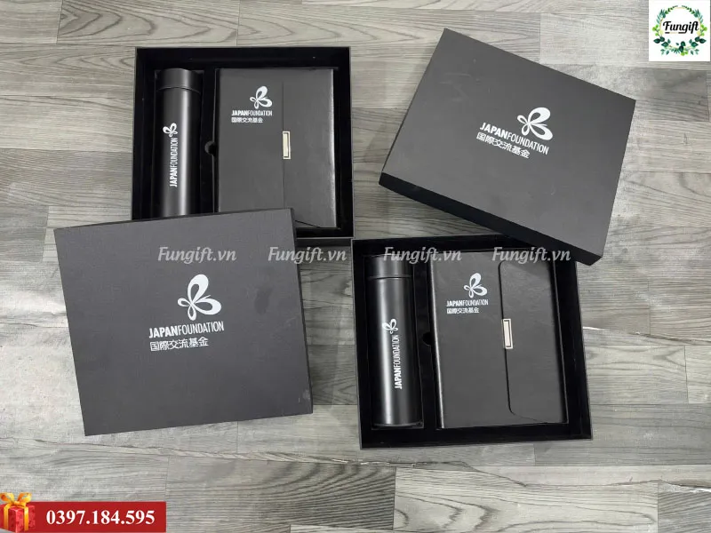 Sản phẩm bo giftset qua tang doanh nghiep — Quà Tặng Doanh Nghiệp FUNGIFT - Công Ty TNHH FUNGIFT Việt — MST 0108958687